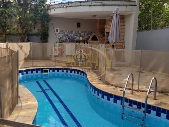 Casa para Venda em Santana de Parnaíba - 4