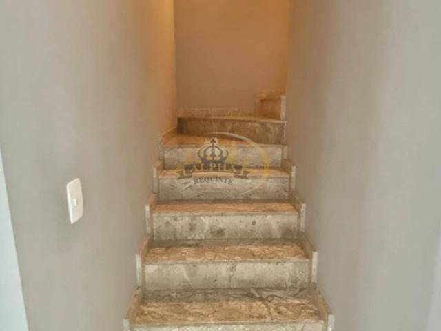 Casa para Venda em Santana de Parnaíba - 4