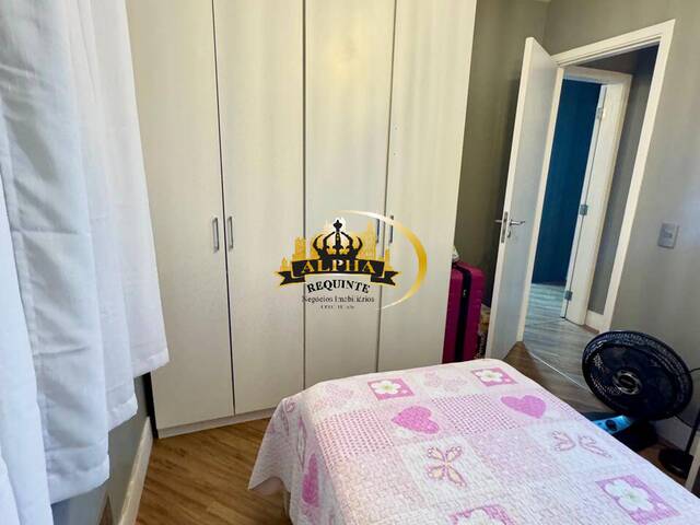 Apartamento para Venda em Santana de Parnaíba - 5