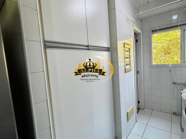 Apartamento para Venda em Santana de Parnaíba - 4