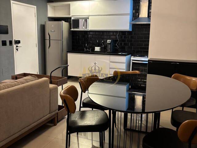 Venda em Dezoito do Forte Empresarial/Alphaville. - Barueri