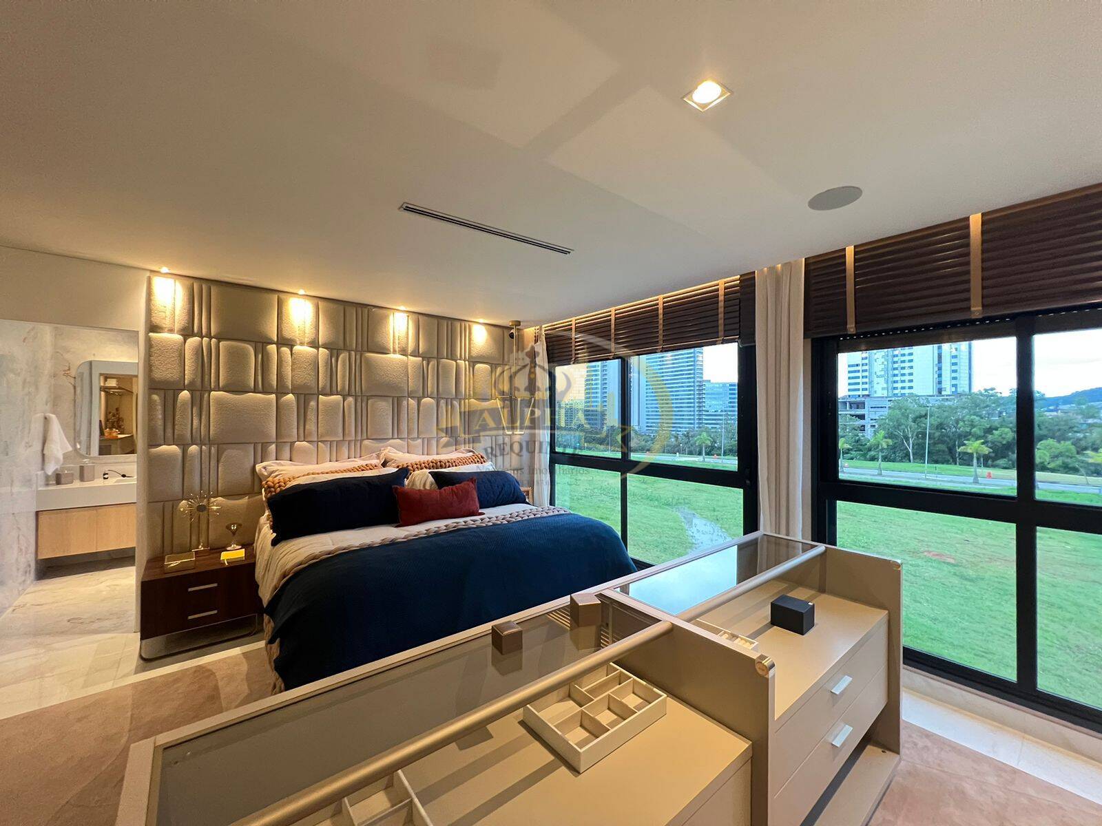 Apartamento, 4 quartos, 218 m² - Foto 12