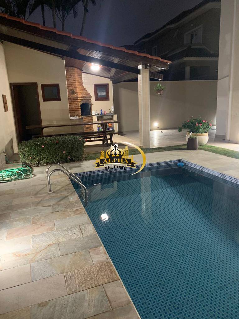 Casa de Condomínio, 4 quartos - Foto 1