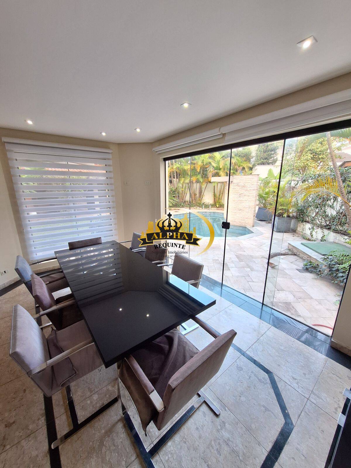 Casa de Condomínio, 4 quartos - Foto 1