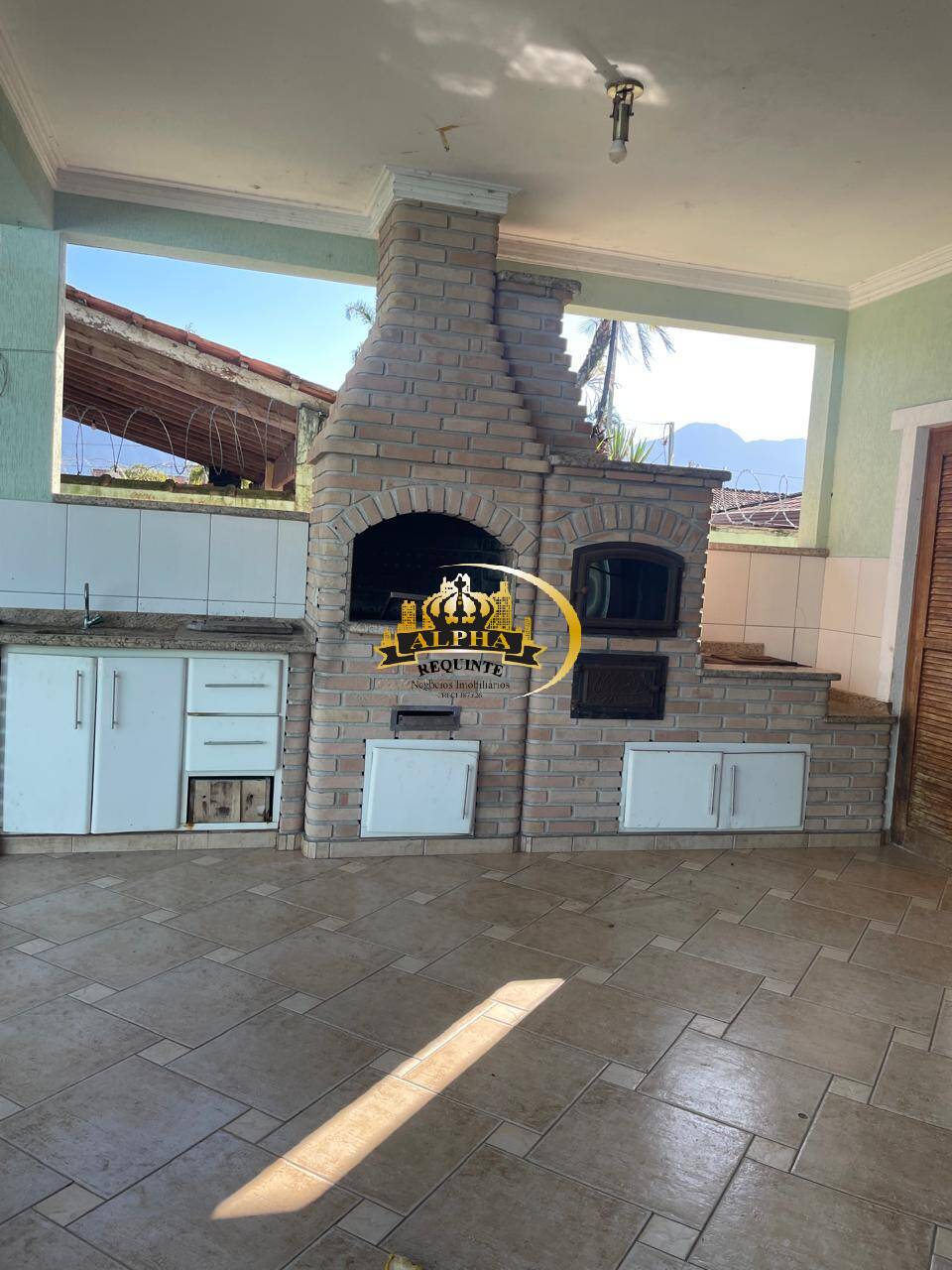 Casa, 3 quartos, 300 m² - Foto 1