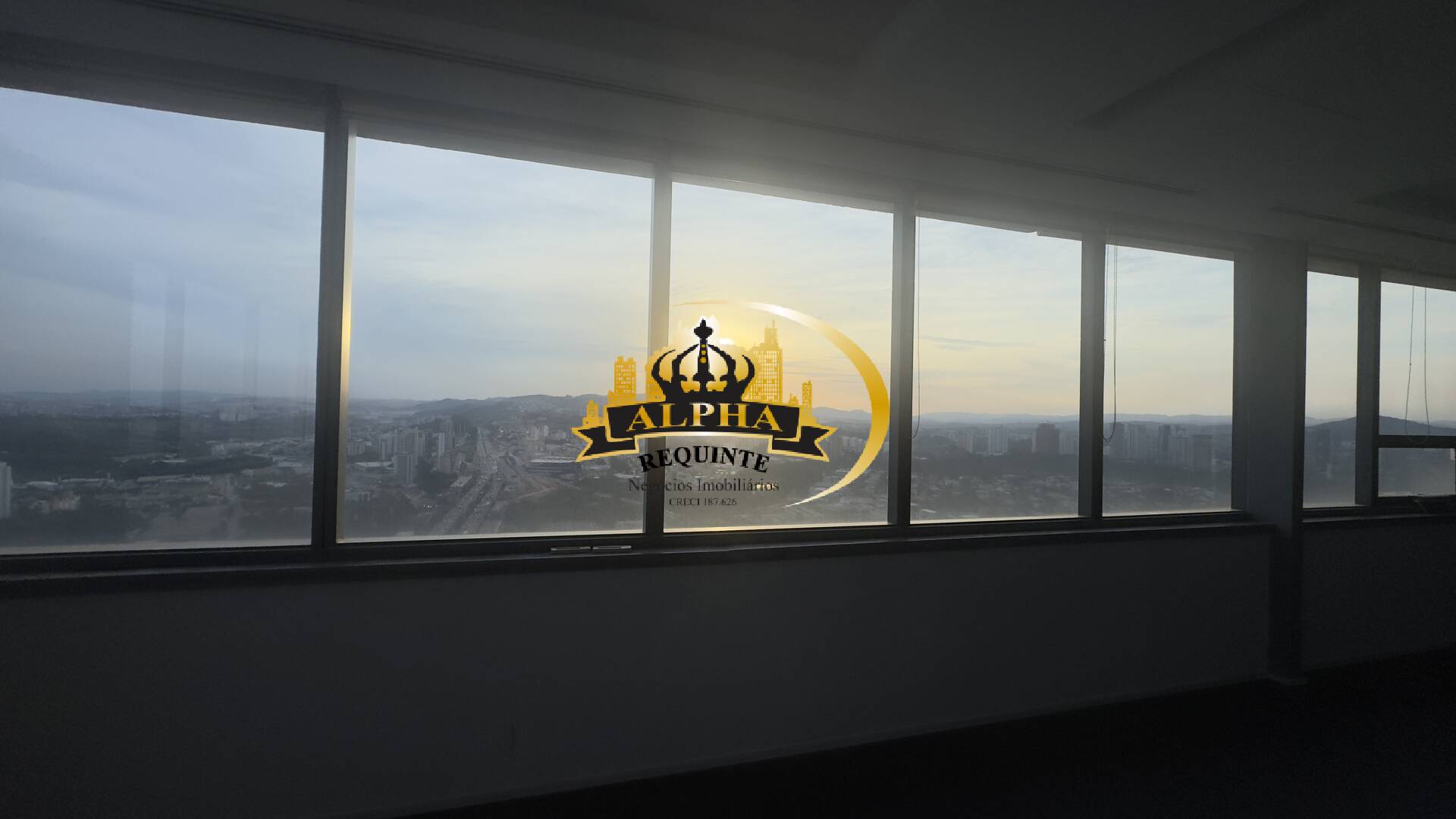 Sala-Conjunto, 1145 m² - Foto 2