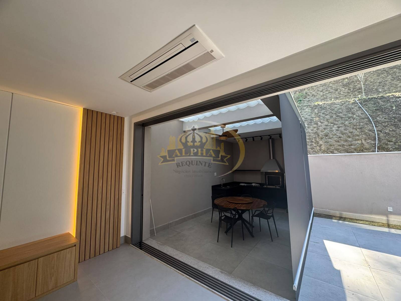 Casa, 3 quartos, 230 m² - Foto 24