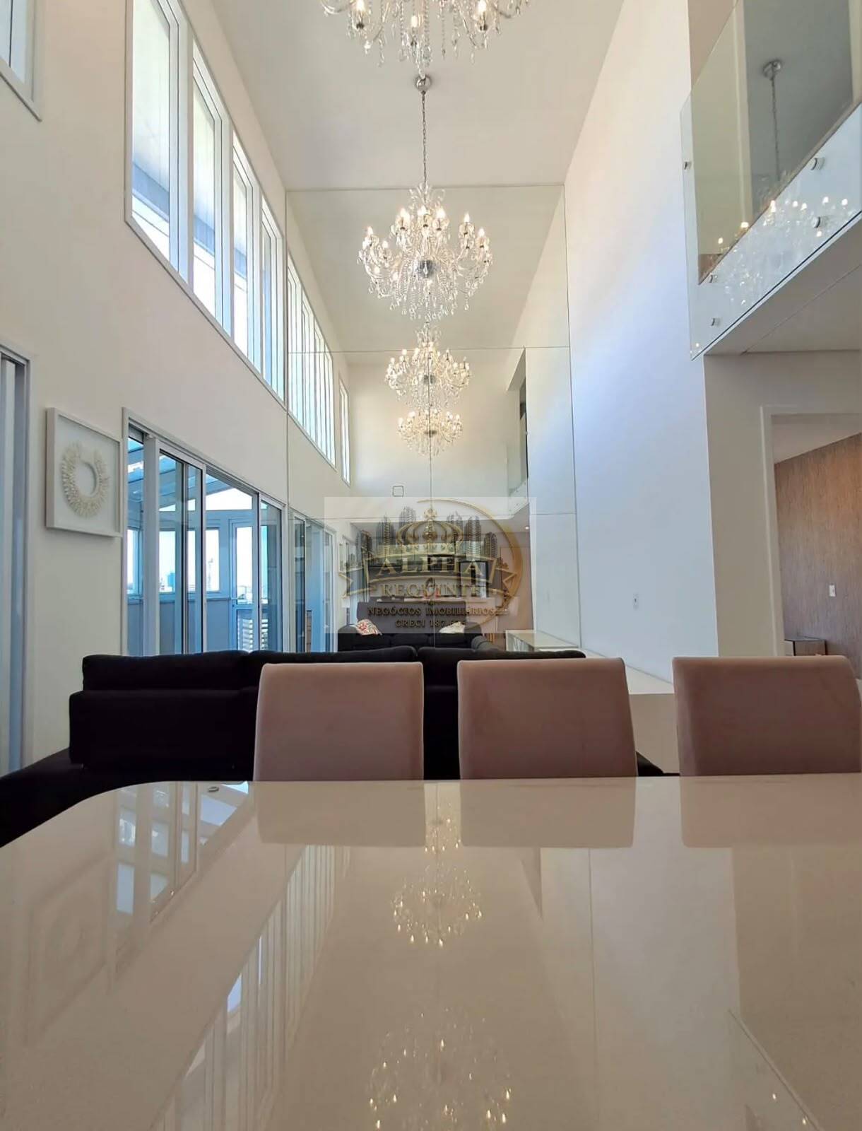 Apartamento, 3 quartos, 134 m² - Foto 1