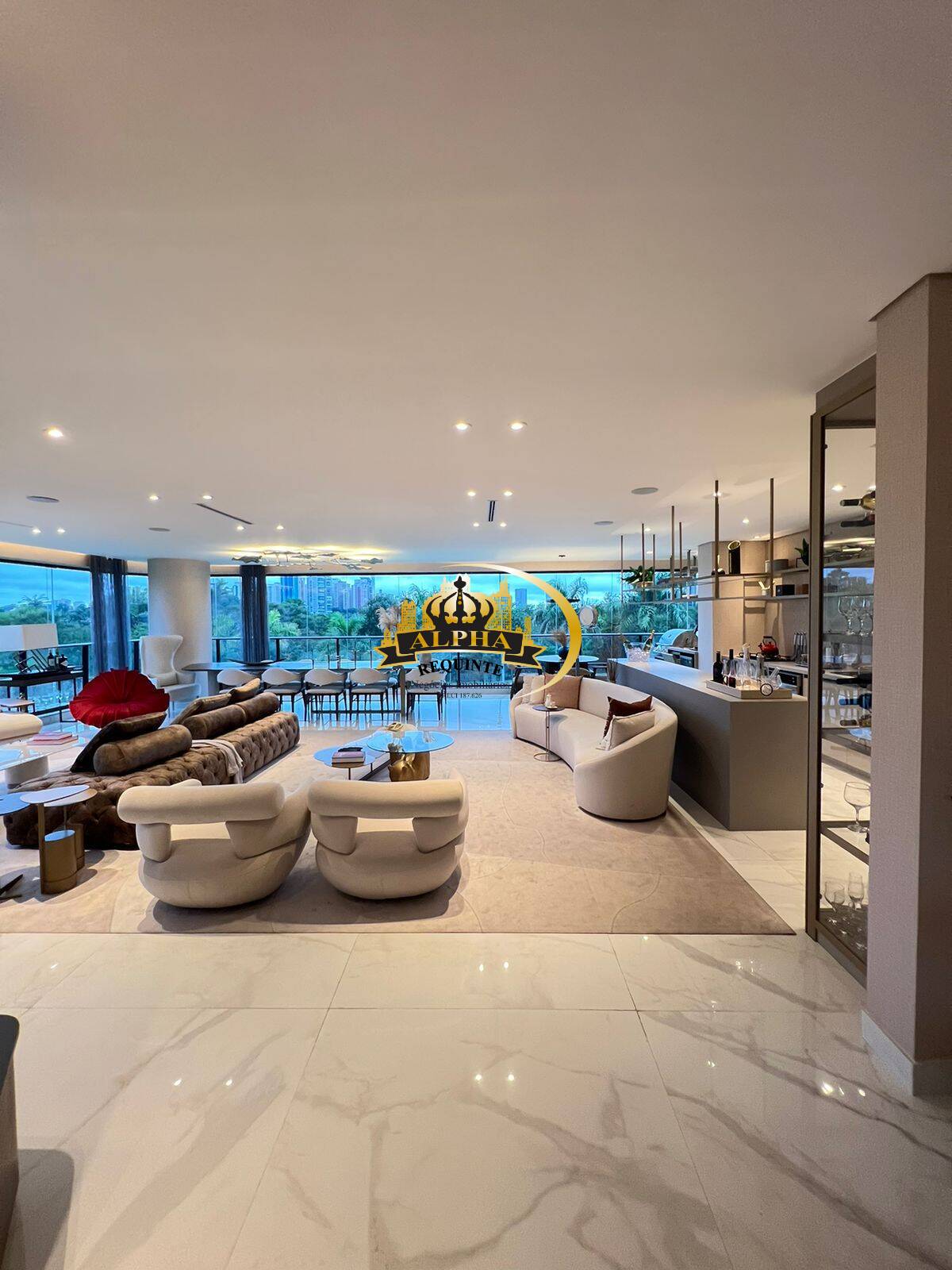 Cobertura, 4 quartos, 249 m² - Foto 3