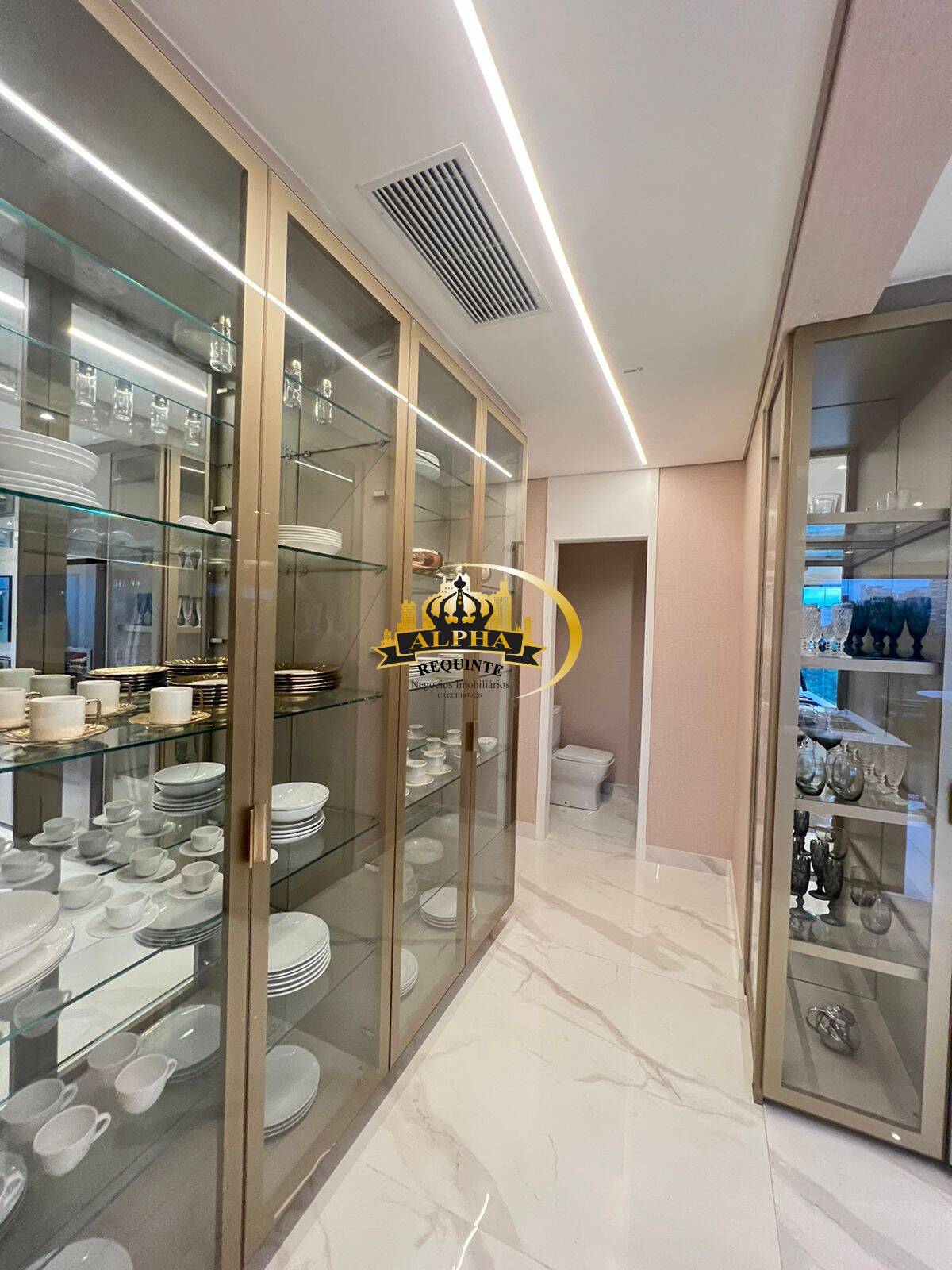 Cobertura, 4 quartos, 249 m² - Foto 35